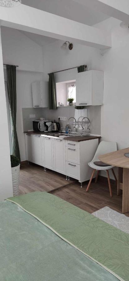 Varfal Apartman II 埃格尔 外观 照片