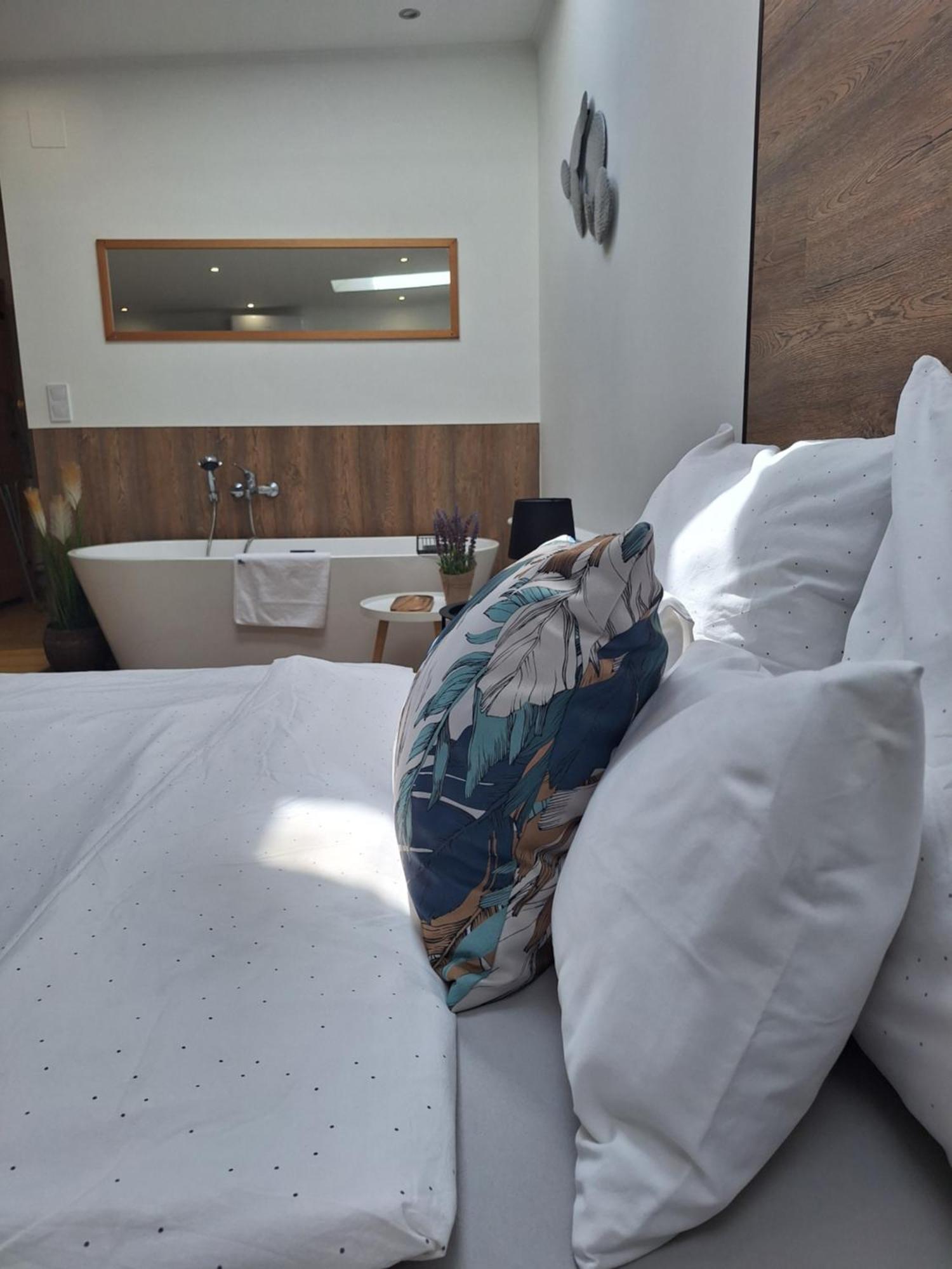 Varfal Apartman II 埃格尔 客房 照片